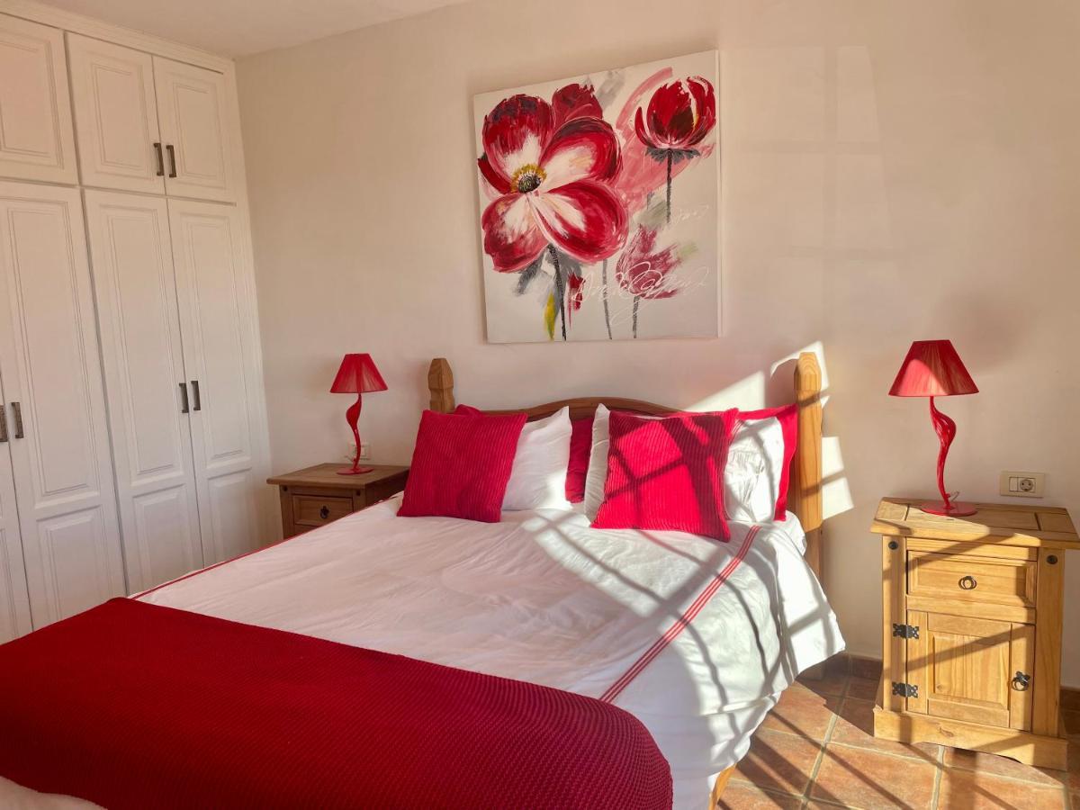 Villa Consuelo - Quiet Location Close to Resorts Buzanada Esterno foto