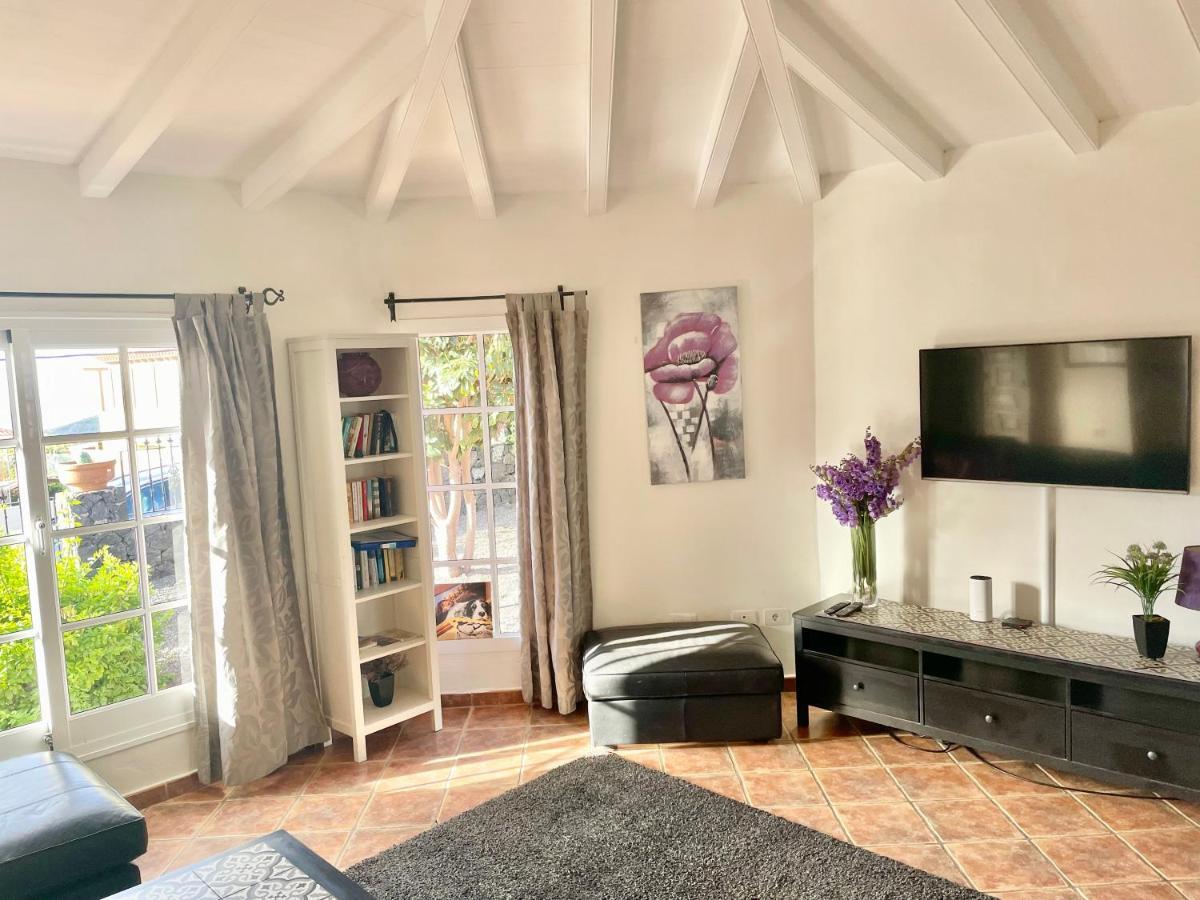 Villa Consuelo - Quiet Location Close to Resorts Buzanada Esterno foto
